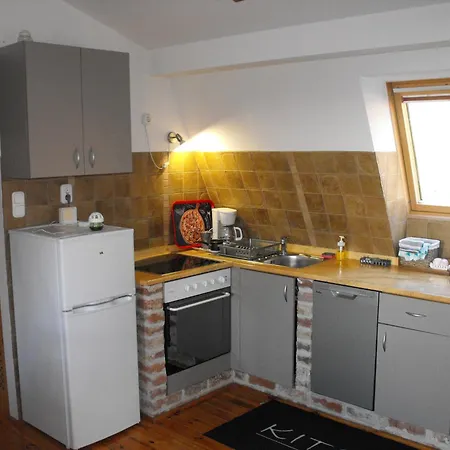 בית הארחה Ezuesthid 4*