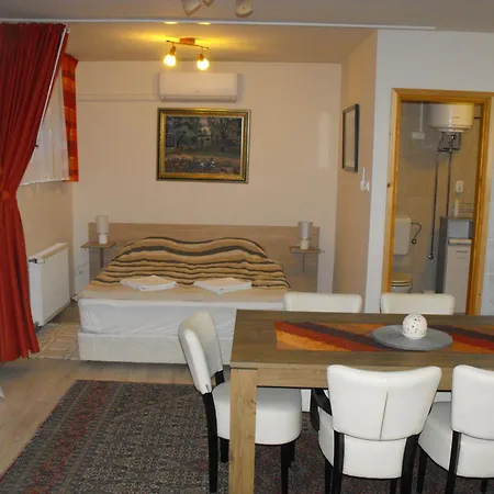 בית הארחה Ezuesthid 4*