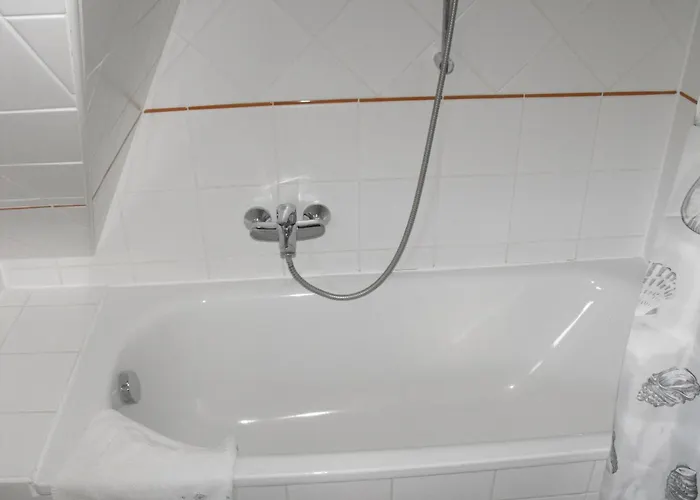 Ezuesthid Pensionat 4*