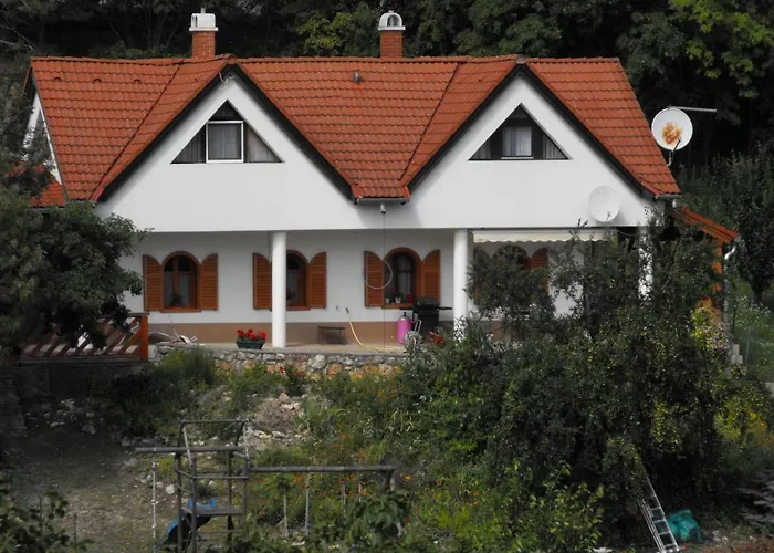 Ezuesthid Πανσιόν